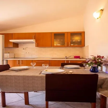 Apartmán On Pa Man Near Lucina *